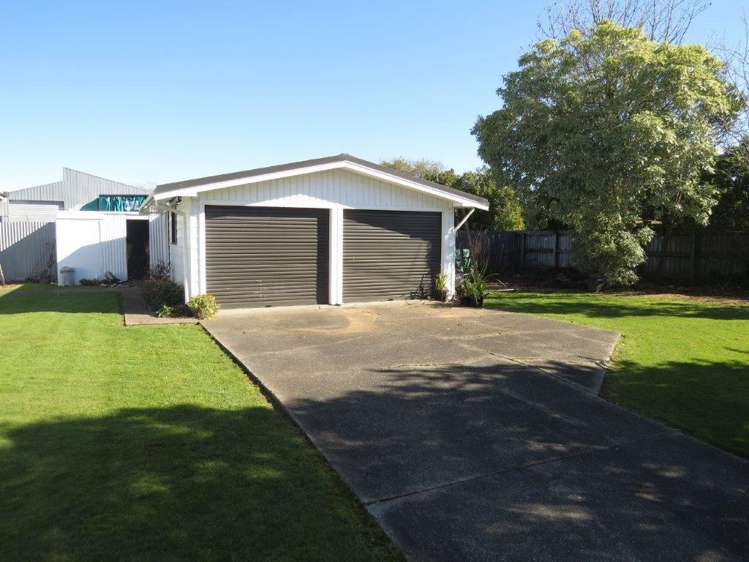 4 George Street Pahiatua_11