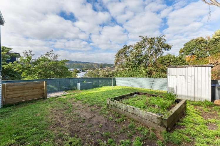 6 Menin Road Raumati South_18