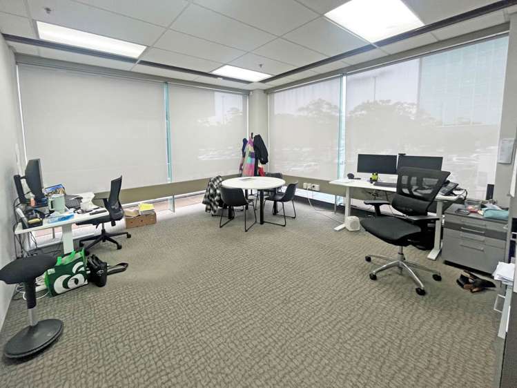 2 Osterley Way Manukau_4