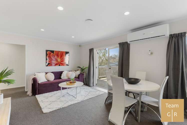 2/109 Beach Road Pahurehure_5