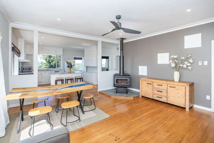 1302 Cambridge Road 11385_2