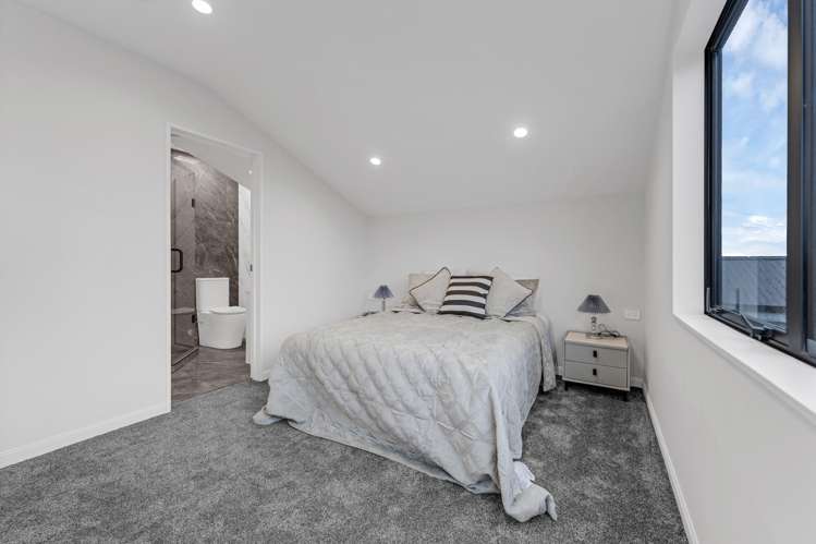 12 Greenstead Close Flat Bush_26