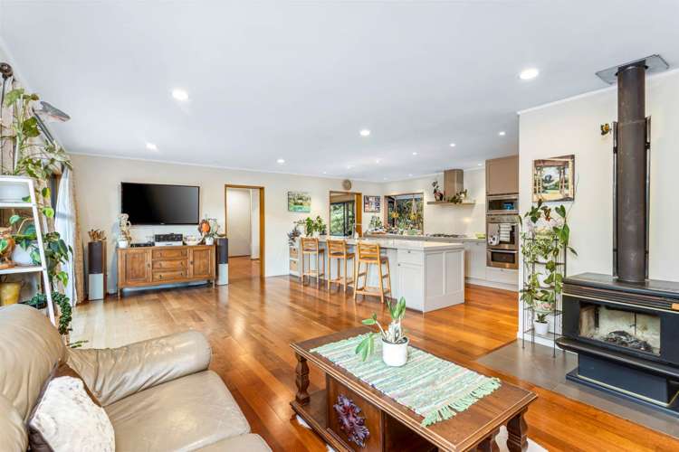 6 Clayden Drive Gulf Harbour_6