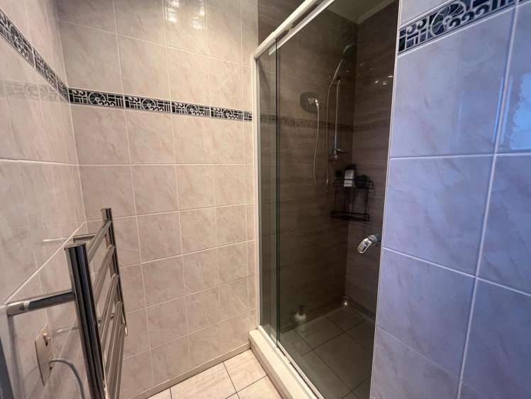 12 Wairata Place Te Atatu South_12