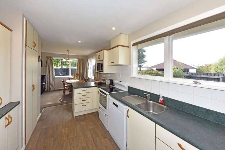 16 Harling Avenue Hillmorton_8