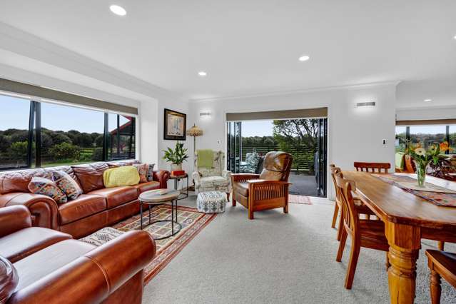 12 Beach Road Urenui_2