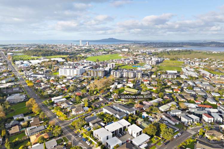6/50 Ocean View Road Northcote_19