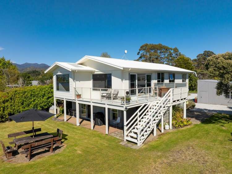 56 Bishop Rd, Parapara_1