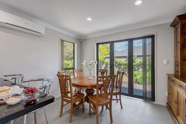 20 Araminta Place Beachlands_1