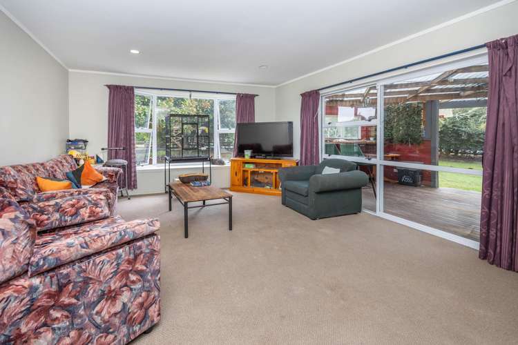 211 Racecourse Road Cambridge_10