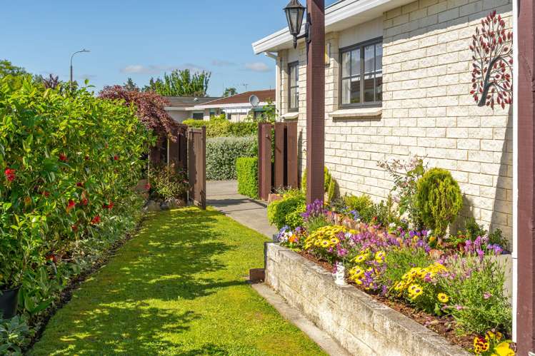 97k High Street Solway_19