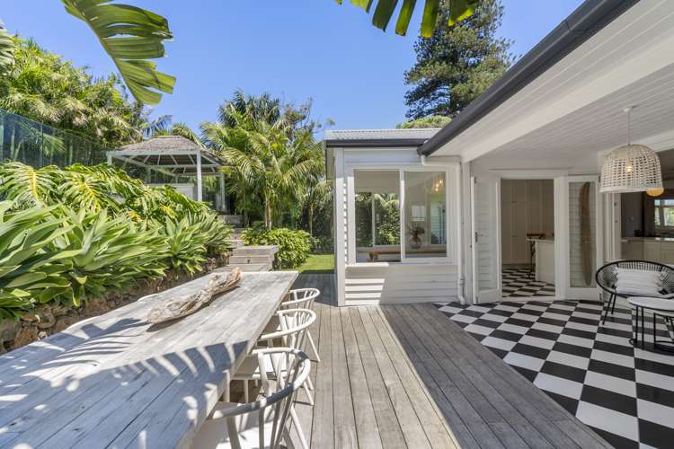 6 Macky Avenue Devonport_11