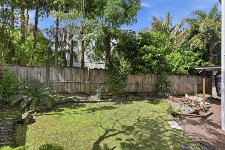 60/92 Bush Road Albany_16