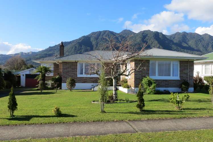 9 Churchill Avenue Te Aroha_0