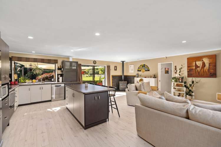 768 State Highway 2 Opaki_10