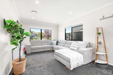 38 Te Kaeaea Cres_2