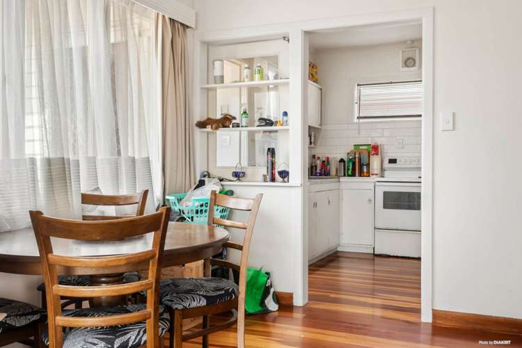 10 Barbary Avenue Kelston_6