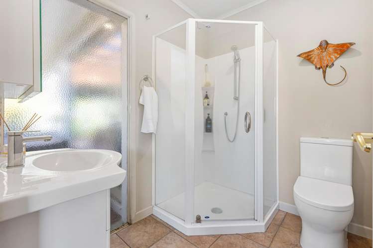 167 Simpson Road Henderson Valley_23