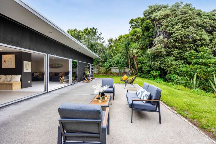 72e Wairau Road Oakura_17