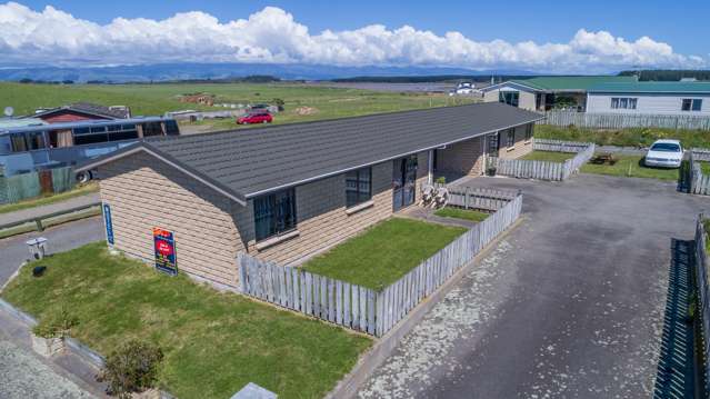 2 Kowhai Court Foxton Beach_1