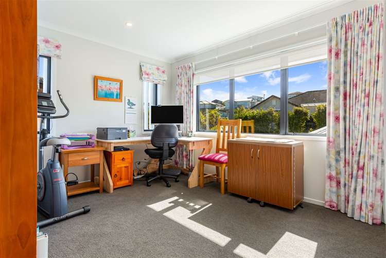 113 Bonair Crescent Silverdale_16