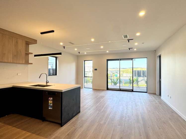 80A Tukutata Crescent_3