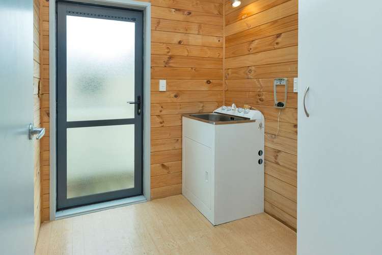 3 Clotworthy Crescent Onerahi_14