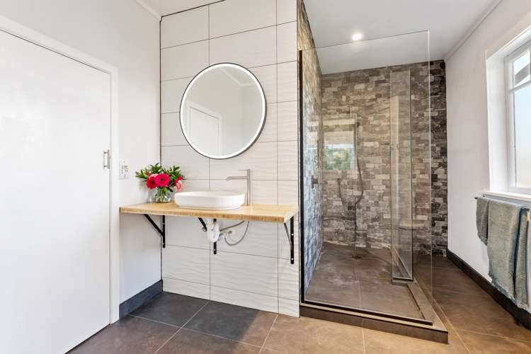 18 Penton Road Stanmore Bay_13