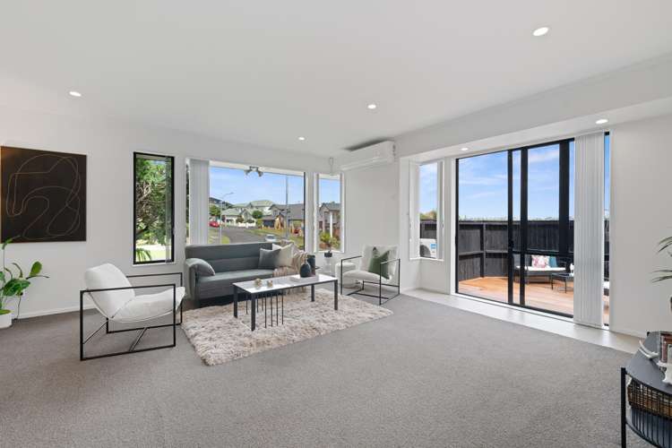 1/40 Jane Eyre Drive Somerville_15