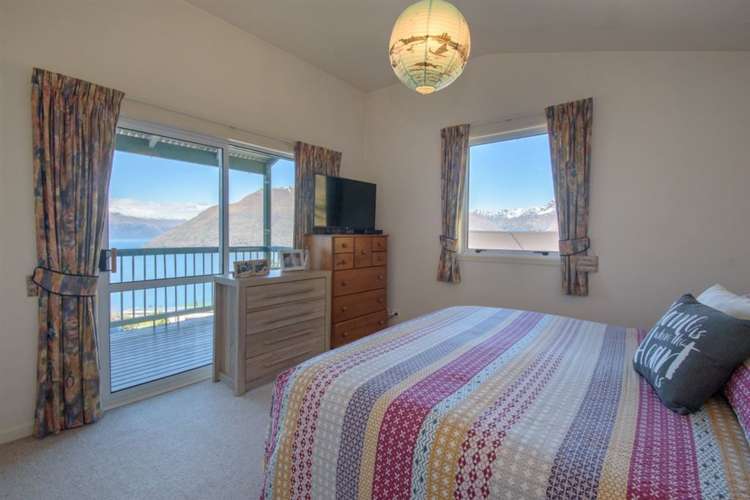 48a Greenstone Place Fernhill/Sunshine Bay_8