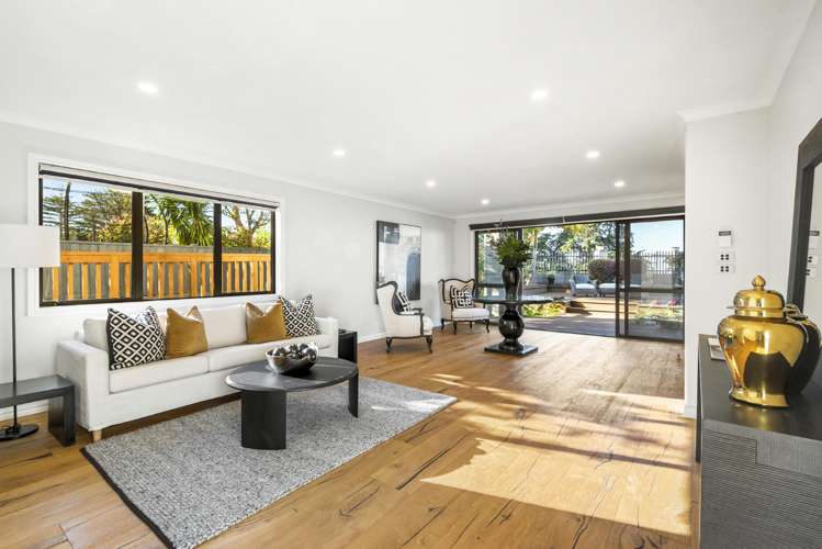 66A Marine Parade Mellons Bay_14