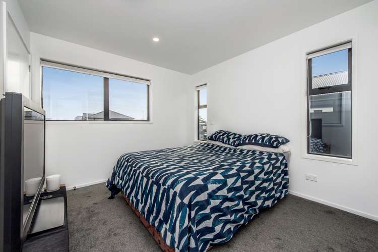 2/241 Lincoln Road Addington_9