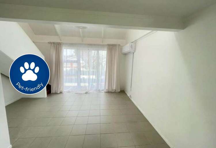 2/11 Bracken Avenue_0