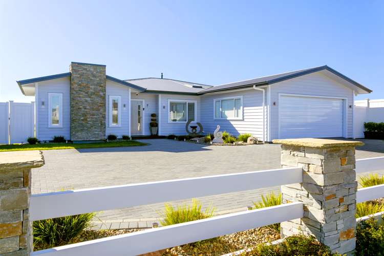 1 Maunganamu Drive Wharewaka_5