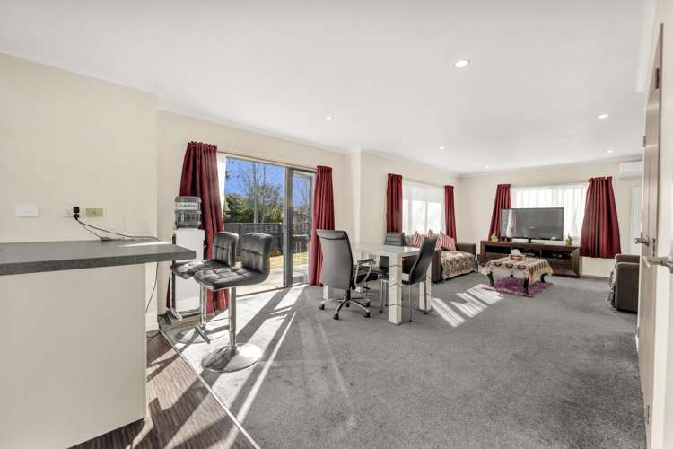 7 Newfound Way Glen Eden_10