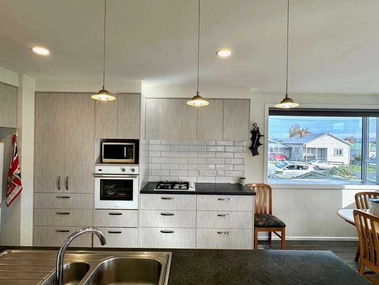 44 Gormack Street Balclutha_12