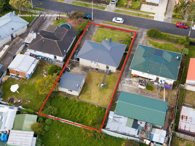 6 Emerson Road Clover Park_11