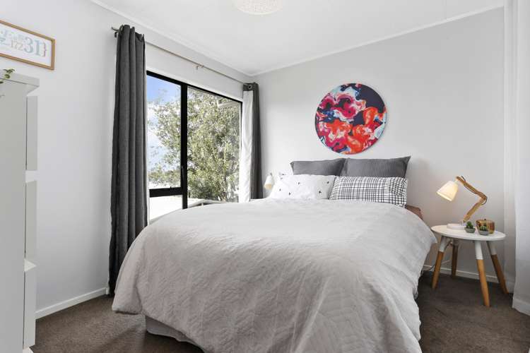 225 Glengarry Road Glen Eden_8