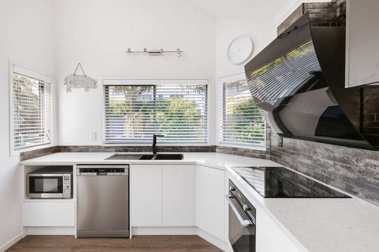 219a Oceanbeach Road Mount Maunganui_4