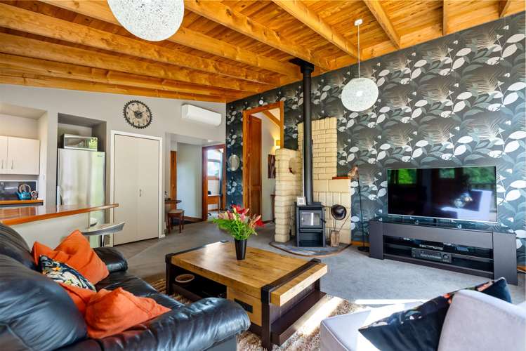 155 Riverside Drive Parahaki_7