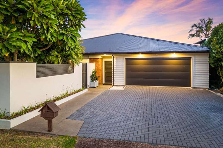 5 Taitua Drive Te Atatu South_0