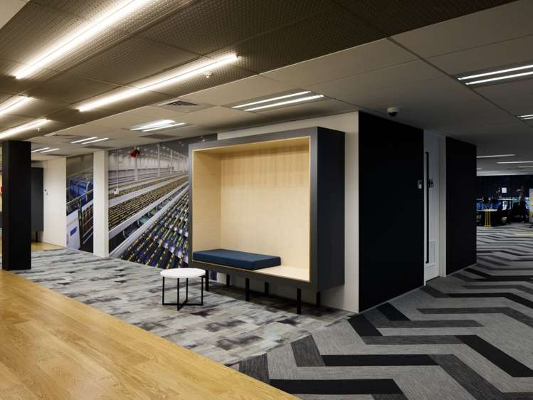 Whole Building/4 Henderson Place Penrose_2