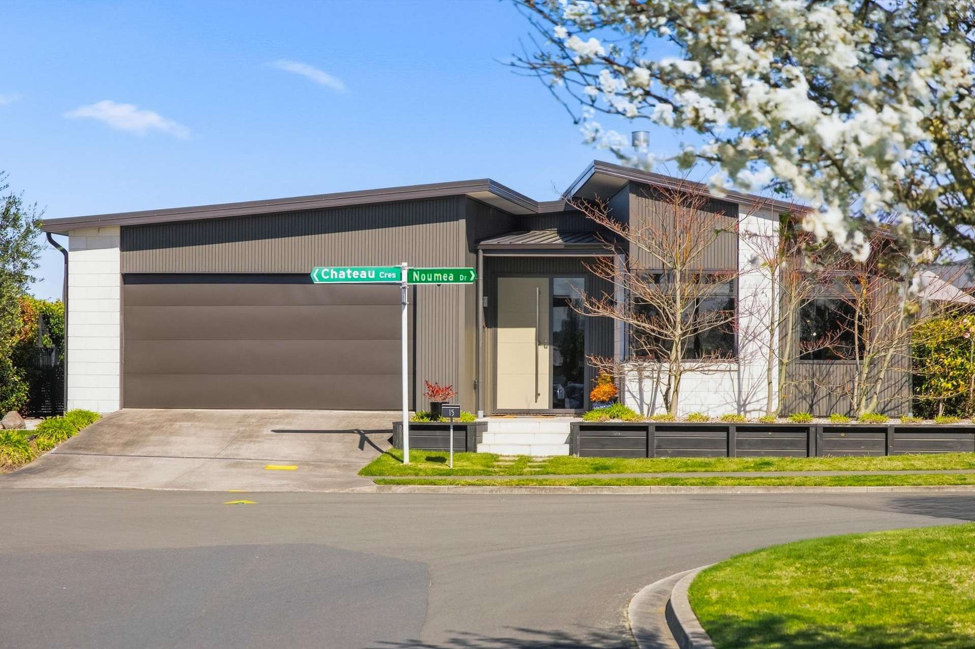 15 Noumea Drive Rangatira Park_0