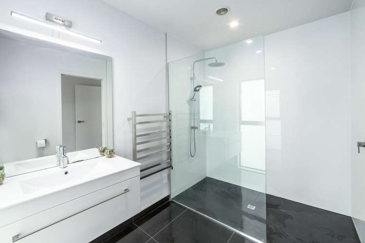 37 Craigmillar Street Solway_13