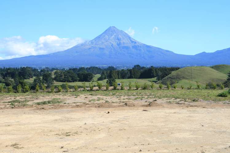 196 Tarata Road Inglewood_3