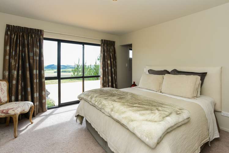 71 Pirau Road Fernhill_17