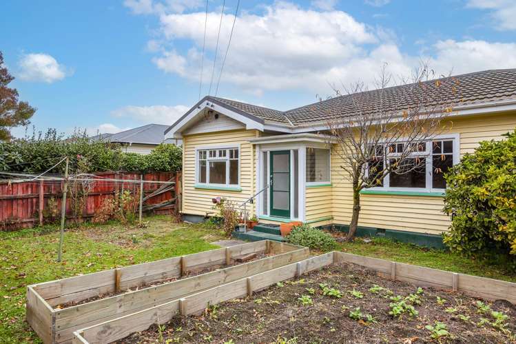 1/37 Hinemoa Street_0