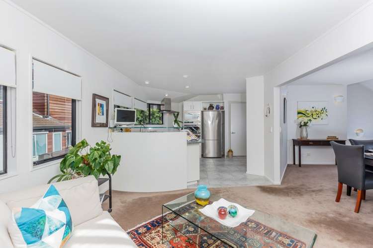 2/30 Prospect Terrace Milford_18