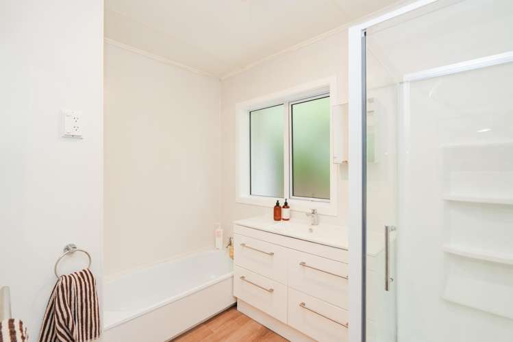 26 Black Road Otatara_25