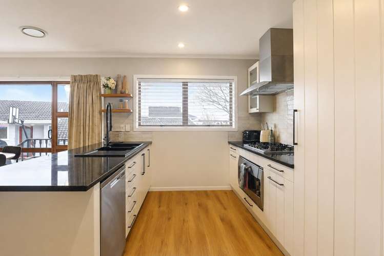 15 Salmond Place Dinsdale_23